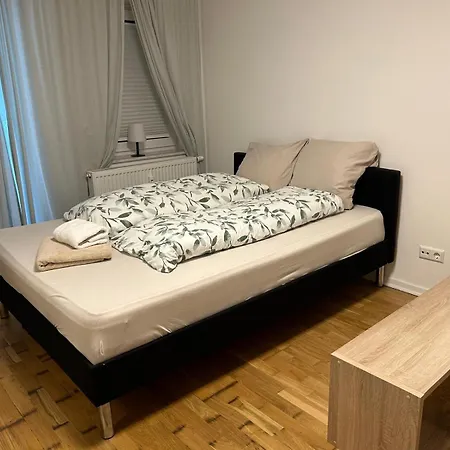 3-zimmer-wohnung Mit Terrasse In Zentraler Lage شتوتغارت