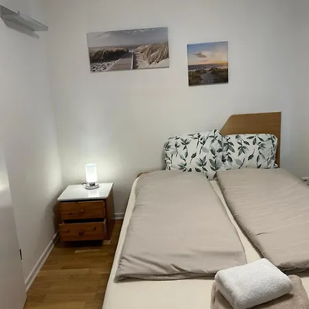 3-zimmer-wohnung Mit Terrasse In Zentraler Lage * شتوتغارت