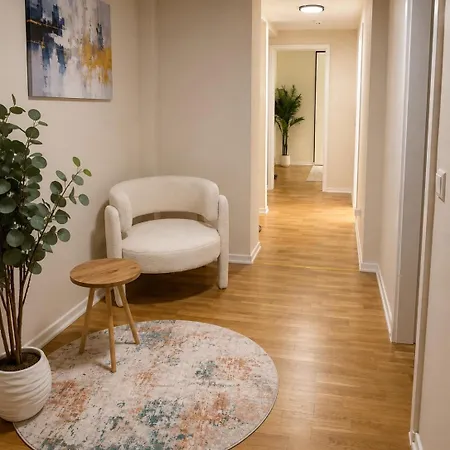 3-zimmer-wohnung Mit Terrasse In Zentraler Lage