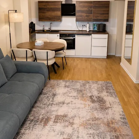 3-zimmer-wohnung Mit Terrasse In Zentraler Lage Apartment *