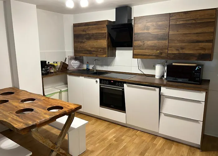 3-zimmer-wohnung Mit Terrasse In Zentraler Lage * Stuttgart