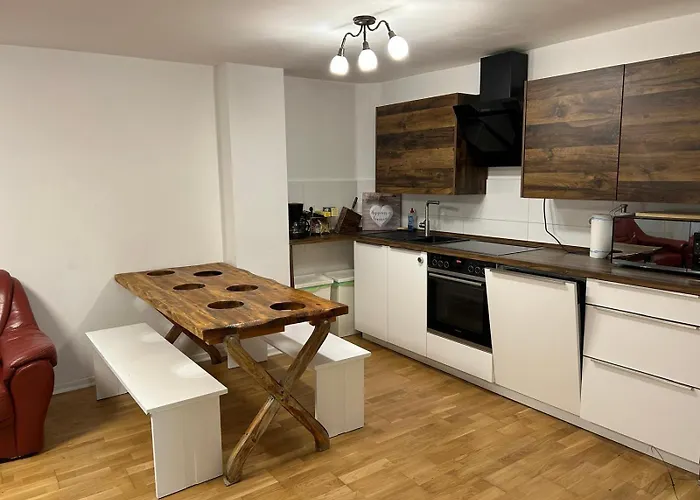 3-zimmer-wohnung Mit Terrasse In Zentraler Lage Daire