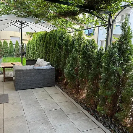 3-zimmer-wohnung Mit Terrasse In Zentraler Lage Štutgart