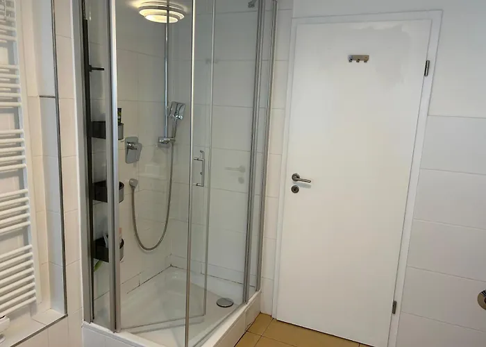 Apartman 3-zimmer-wohnung Mit Terrasse In Zentraler Lage Stuttgart